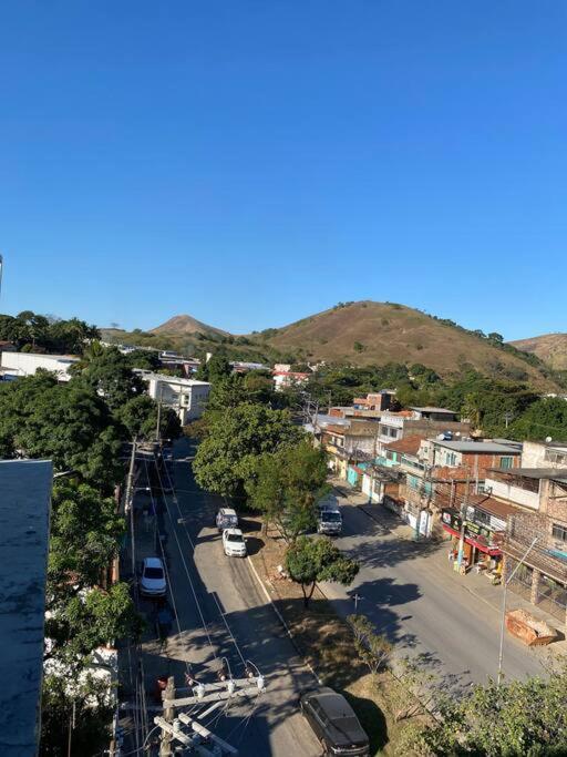 Cobertura 2 Quartos, 2 Banheiros. Apartamento *